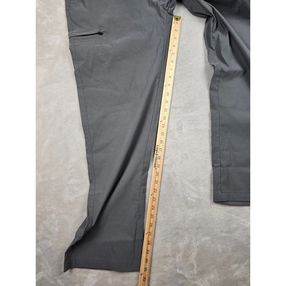 UB Tech Comfort Waist Chino Pants Mens 38x32 Grey Classic Fit Travel Stretch